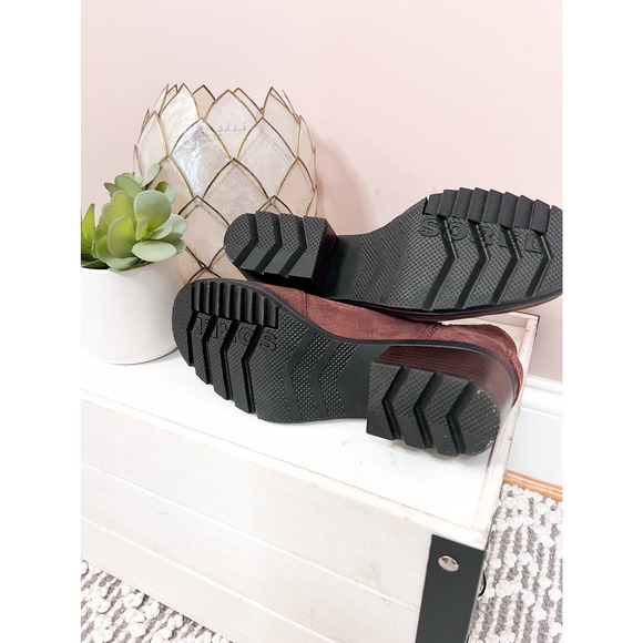 Sorel Suede Boot Cate Cut Out NWT - Picture 9 of 10